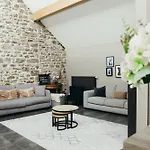 Le Grand Vinave By Welchome *