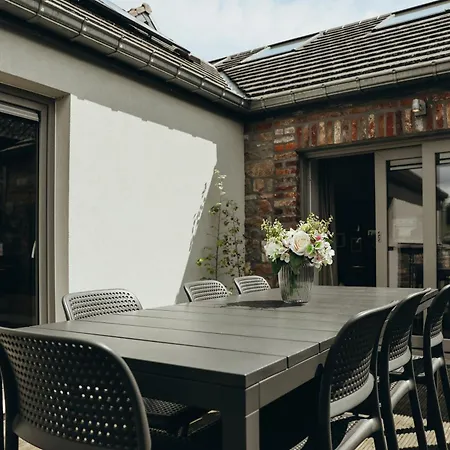 Le Grand Vinâve By Welchome *